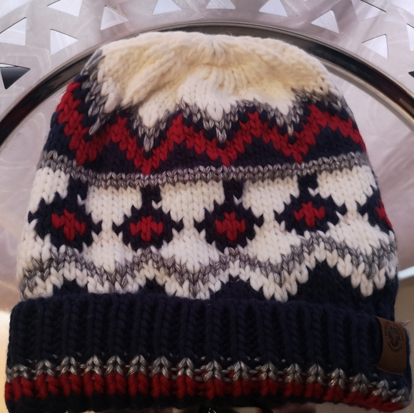 🌟HOST PICK🌟NWT Harricana Ski Beanie - Picture 3 of 6